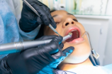 活动假牙(活动假牙-什么是活动假牙？活动假牙有什么优缺点？)